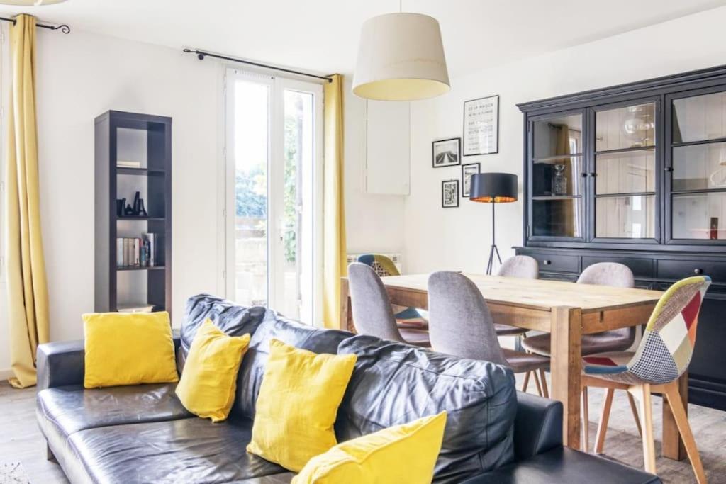 Maison Familiale En Pierre A 10 Min De Bordeaux Bassens  Dış mekan fotoğraf